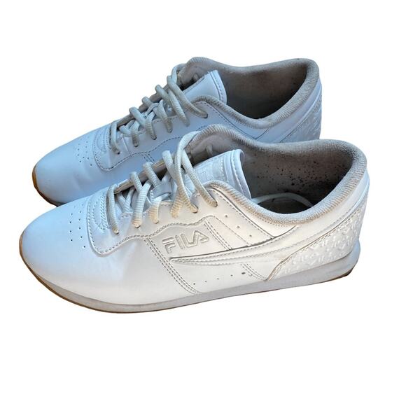 Fila Shoes - Fila Machu Sneakers Women’s 10 All White Retro Y2K Lightweight